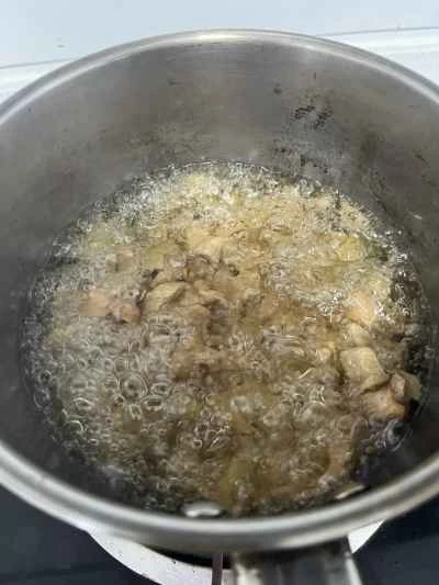 スパイシーな角切りチキンの作り方：4