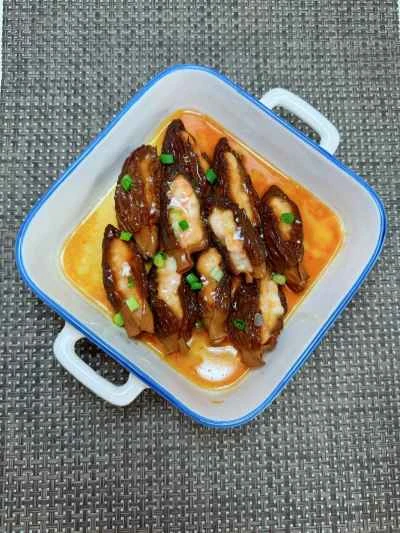 アミガサタケを詰めたエビペーストの作り方：11