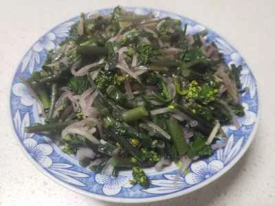 千切り大根と赤からし菜の炒め物の作り方：6