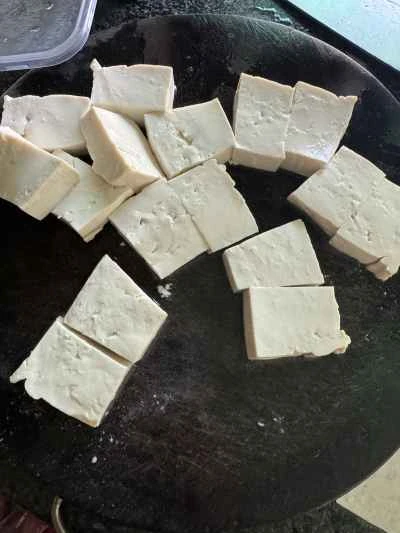 卵と豆腐入り黄ナマズの煮込みの作り方：3