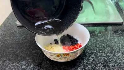 土鍋で煮込んだ豚肉の作り方：8