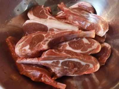 ガーリックローストリブの作り方：1