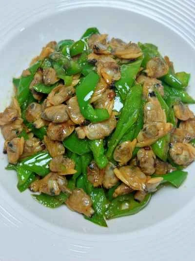 ピーマンとアサリの炒め物のレシピ