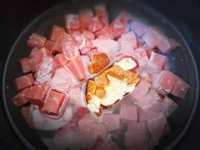 ジャガイモ入りビーフシチューの作り方：3