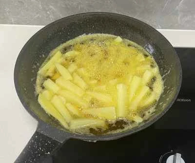 鶏肉とチリとジャガイモの炒め物の作り方：8