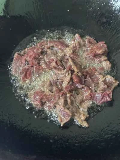 枝豆と豆腐の皮を使った牛肉の煮込みの作り方：7
