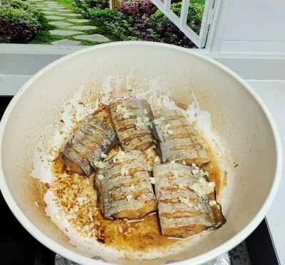 フライパンで焼いたリボンフィッシュのレシピ手順：5