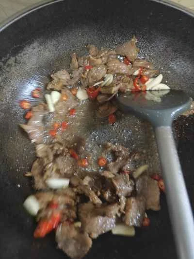 きのこ肉炒めの作り方：4