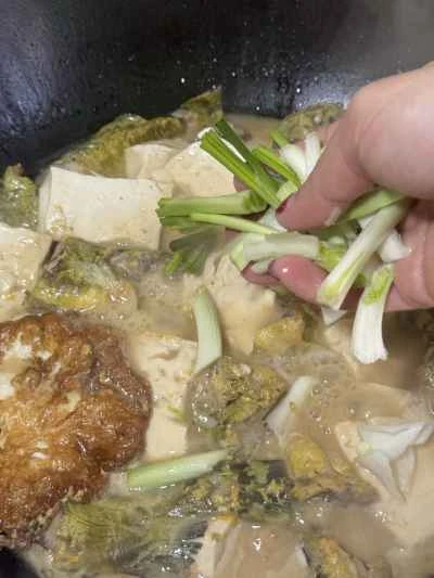 卵と豆腐入り黄ナマズの煮込みの作り方：13