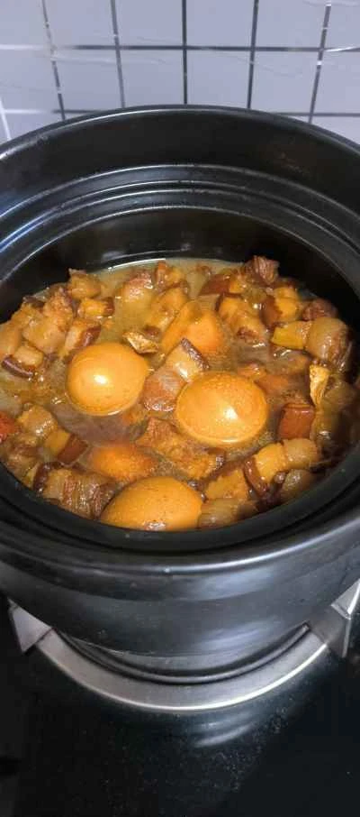 豚バラ肉の煮込みと卵の煮込みのレシピ