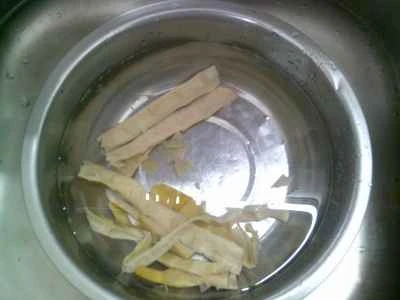 ラムテールたけのことジャガイモの煮込みの作り方：2