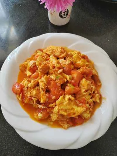 トマト入りスクランブルエッグの作り方：9