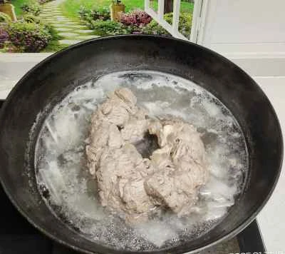 牛ヒレ肉の煮込みの作り方：2