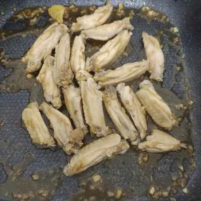 ニンニクフライドチキンウィングの作り方：8