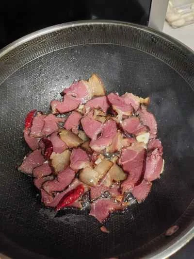 冬筍と豚肉の塩漬け炒めの作り方：4