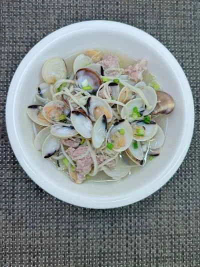 えのき茸とひき肉とアサリの煮込みのレシピ