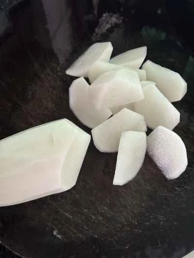 ひき肉入り大根の煮込みの作り方：2