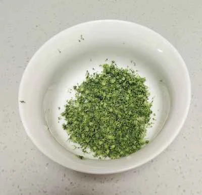 みじん切り野菜オムレツの作り方：2