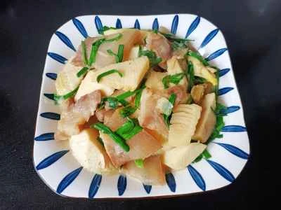 たけのこ入り塩豚煮込みのレシピ