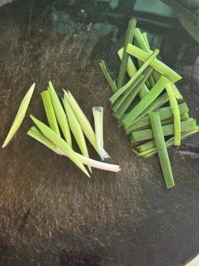 鹿角茸を使った鶏肉の煮込みの作り方：12