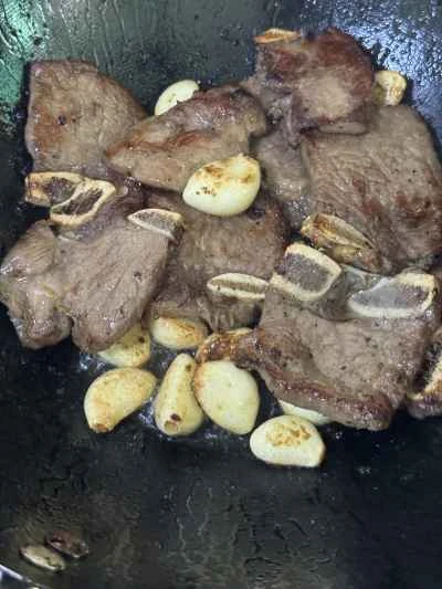 ガーリックビーフショートリブのレシピ手順：6