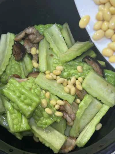 豚バラ肉とゴーヤの煮込みの作り方：10