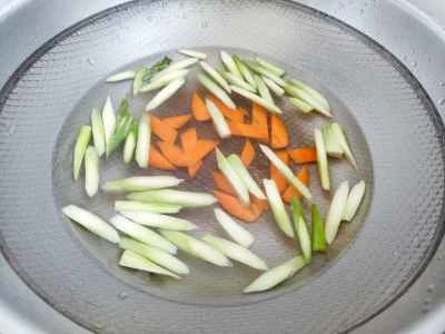 アスパラガスと肉の炒め物の作り方：6