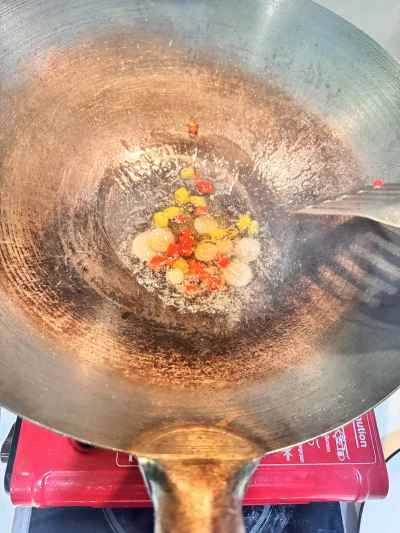 ズッキーニとピーマンのピクルス炒めの作り方：1