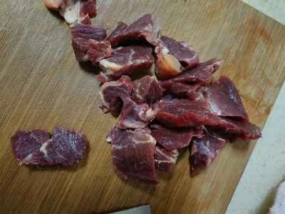 牛肉の煮込みの作り方：1