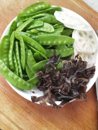 蓮池炒めレシピ手順：3