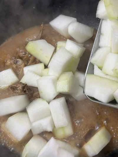 冬瓜入り鴨肉の煮込みの作り方：11