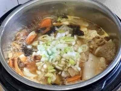 五味子春雨肉煮込みの作り方：6
