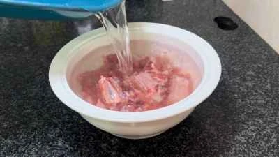 もち米入り蒸し豚スペアリブの作り方：1