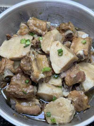 タロイモ入り蒸し豚スペアリブの作り方：9