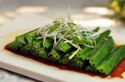 湯通ししたオクラのレシピ