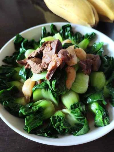 ベビーチンゲン菜と鶏もも肉の煮込みレシピ