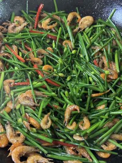 エビとニラの花の炒め物の作り方：11