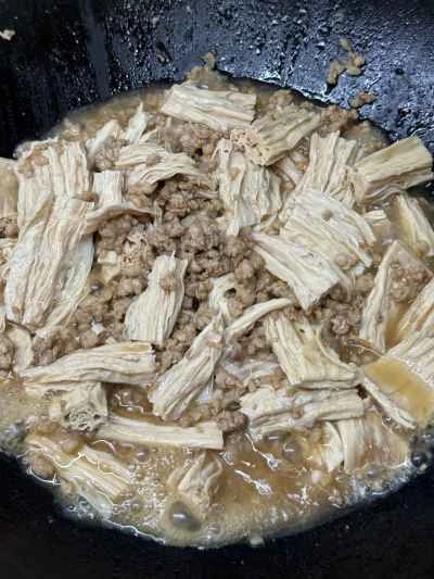 ひき肉入り豆腐皮の煮込みの作り方：8