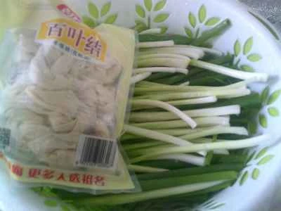 ネギ入り豆腐の煮込みを作る手順：1