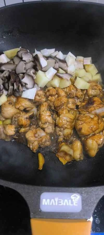 椎茸入り手羽先の煮込みの作り方:3