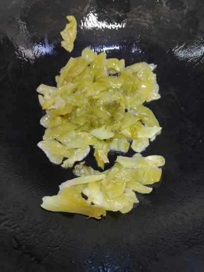 豚腸とキャベツのピクルス炒めの作り方：8