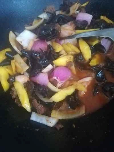 きくらげ、にんじん、玉ねぎの炒め物の作り方：9