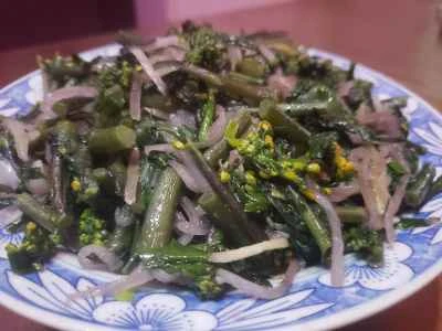 千切り大根と赤からし菜の炒め物のレシピ