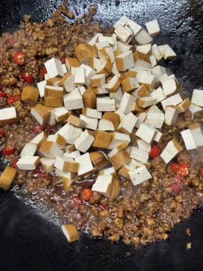 干し豆腐、枝豆、ひき肉の炒め物の作り方：11