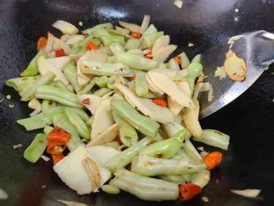 たけのこといんげんの炒め物の作り方：11