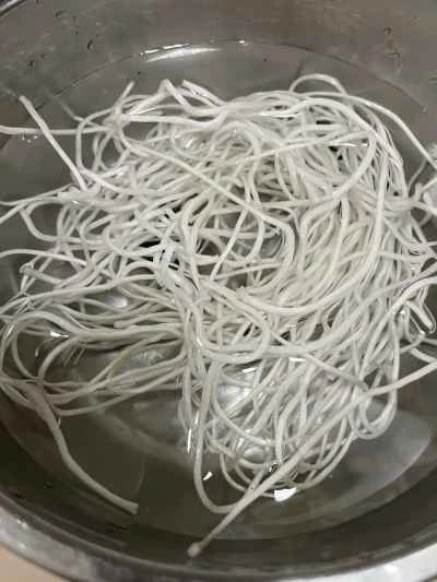 豚スペアリブの煮込みとキャベツの漬物の作り方：6