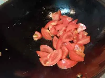 ズッキーニとトマトと卵の炒め物の作り方：8