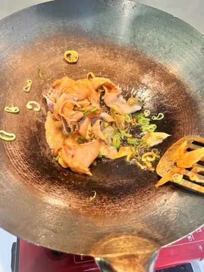 生姜とネギの魚の切り身を作る手順：4