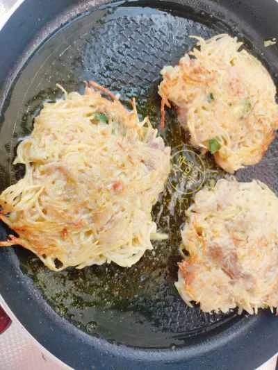 ラム、ハム、ポテトのパンケーキのレシピ