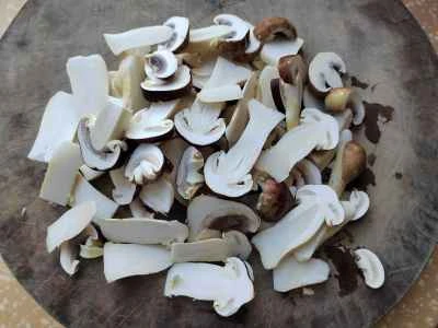 赤松茸の炒め方：2